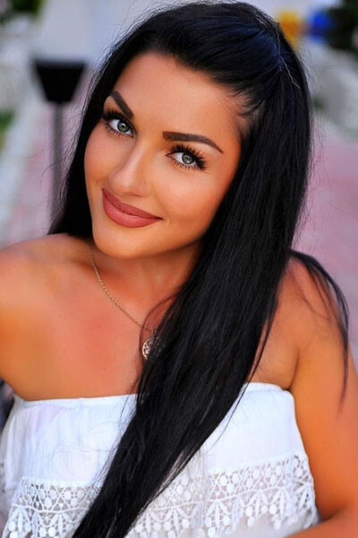 Liliya date of bride